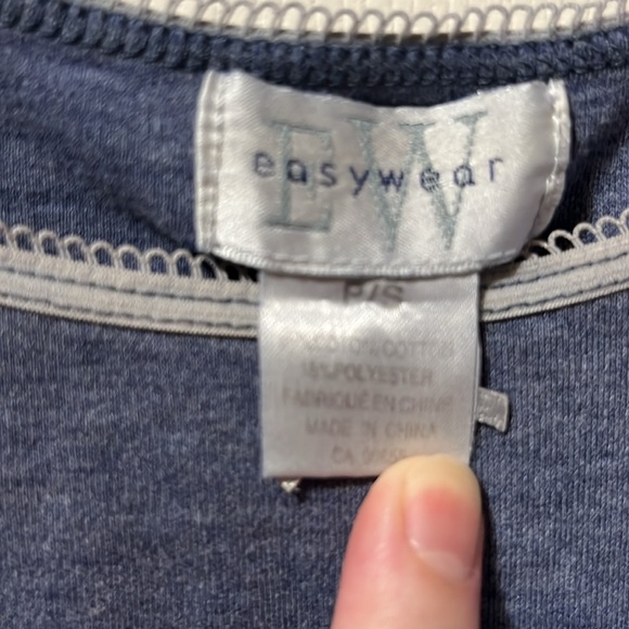 Women's Pyjama Top T-Shirt Tee Blue Bow Small-Medium Easy Wear Casual Lounge - Picture 3 of 4